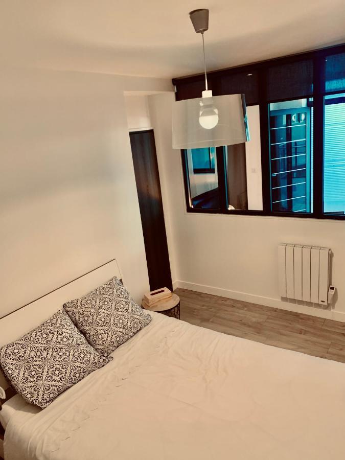Superbe Appartement En Hyper Centre De Charleville Luaran gambar